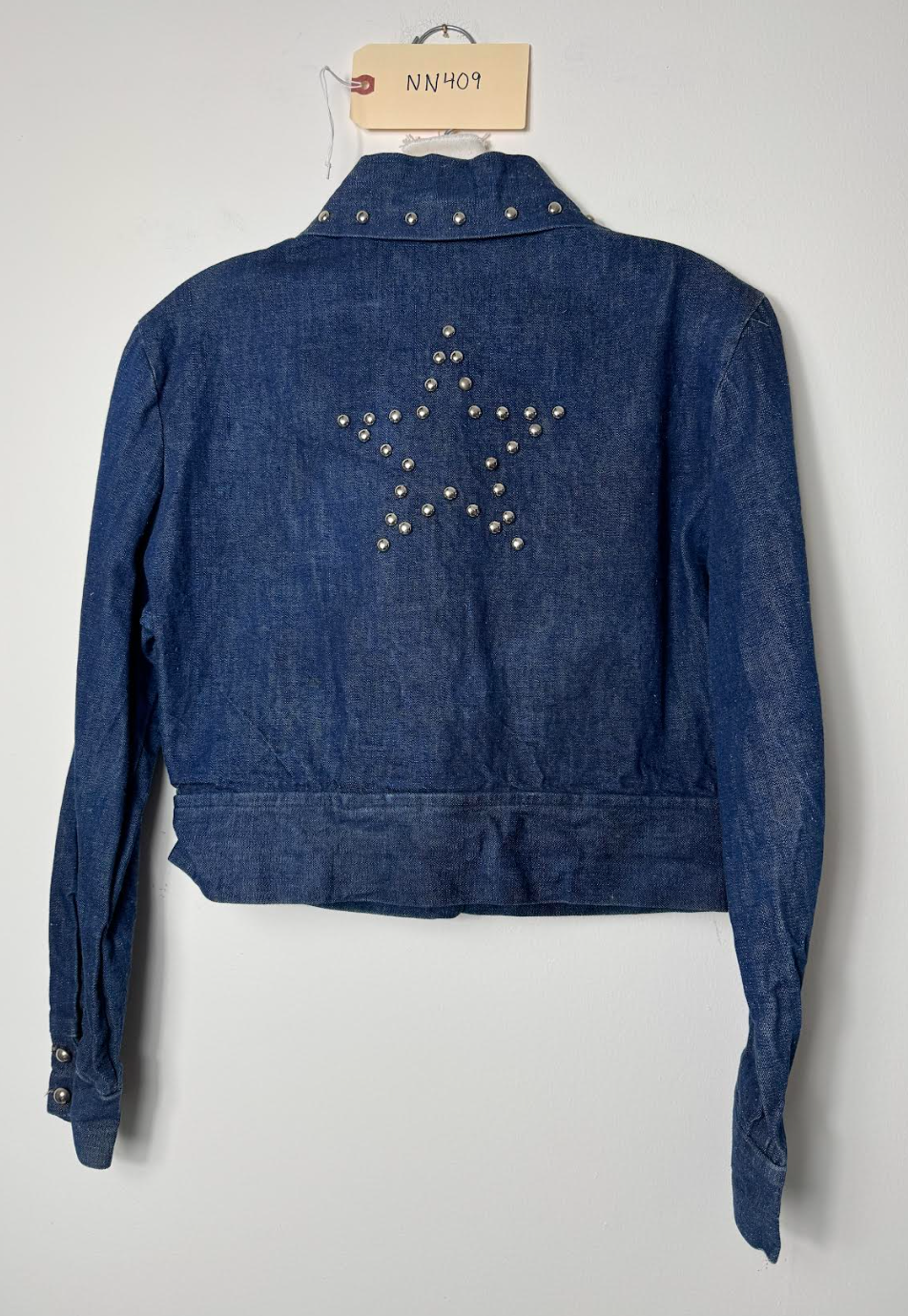 NN409 1960's cropped studded jacket