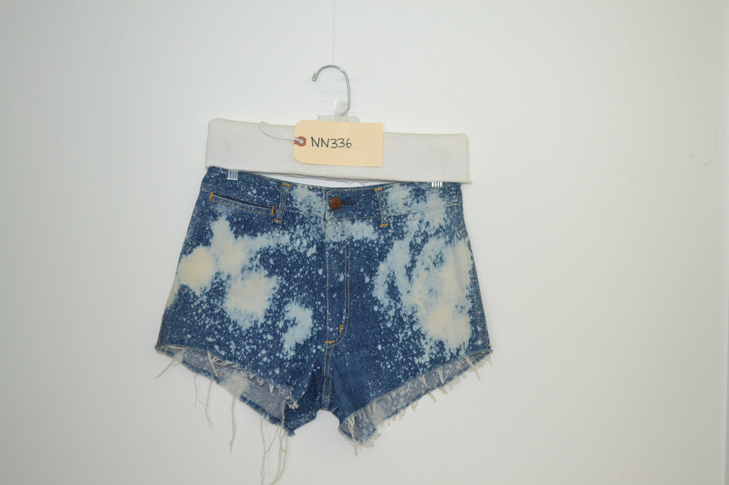 1980's Seafarer Brand Cut off Short NN336