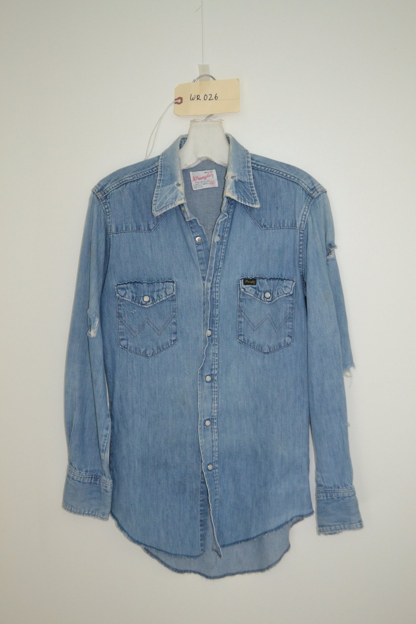 1960's Medium-Light Wash Wrangler Shirt WR026