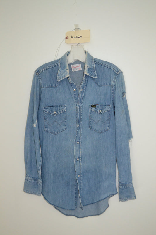 1960's Medium-Light Wash Wrangler Shirt WR026