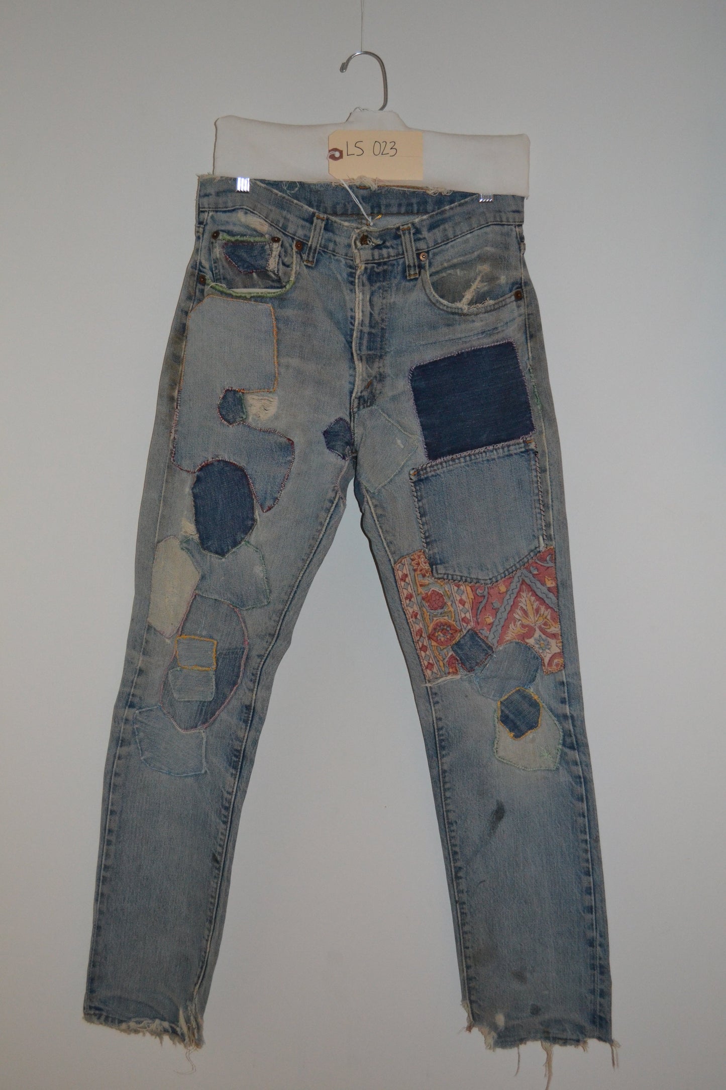 1970's Levi's 505 patched  Jean LS023