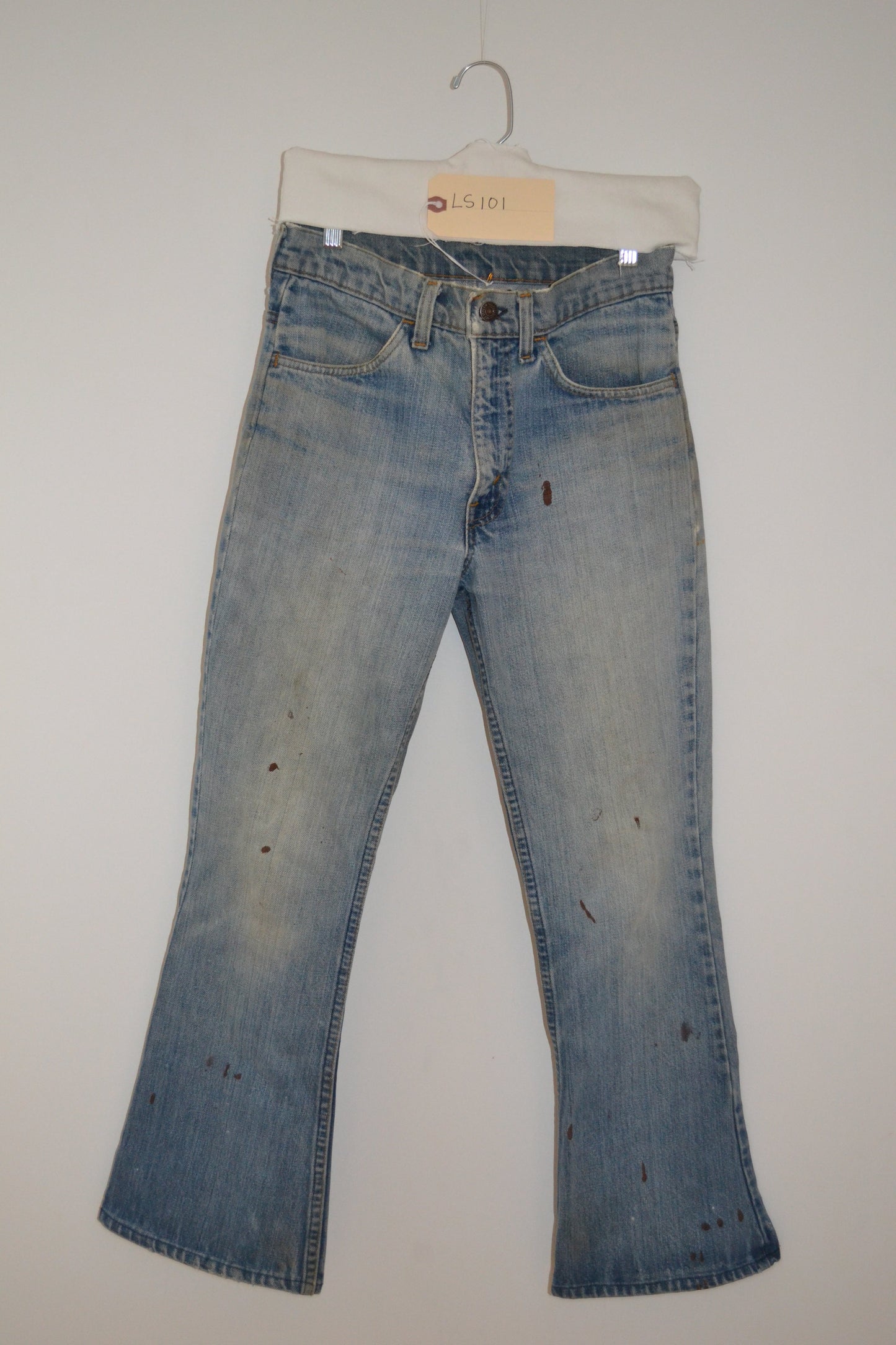 1990's Levi's Orange Tab Bootcut Jean LS101