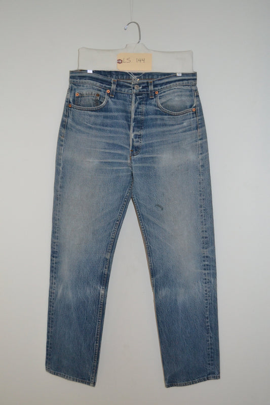 1970's Vintage Levi's 501 R Tab Jean LS144