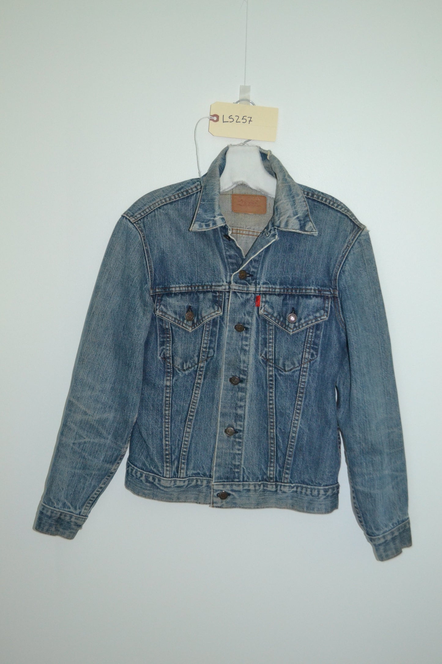 1980's "R" Levi's Red Tab Trucker Jacket LS257