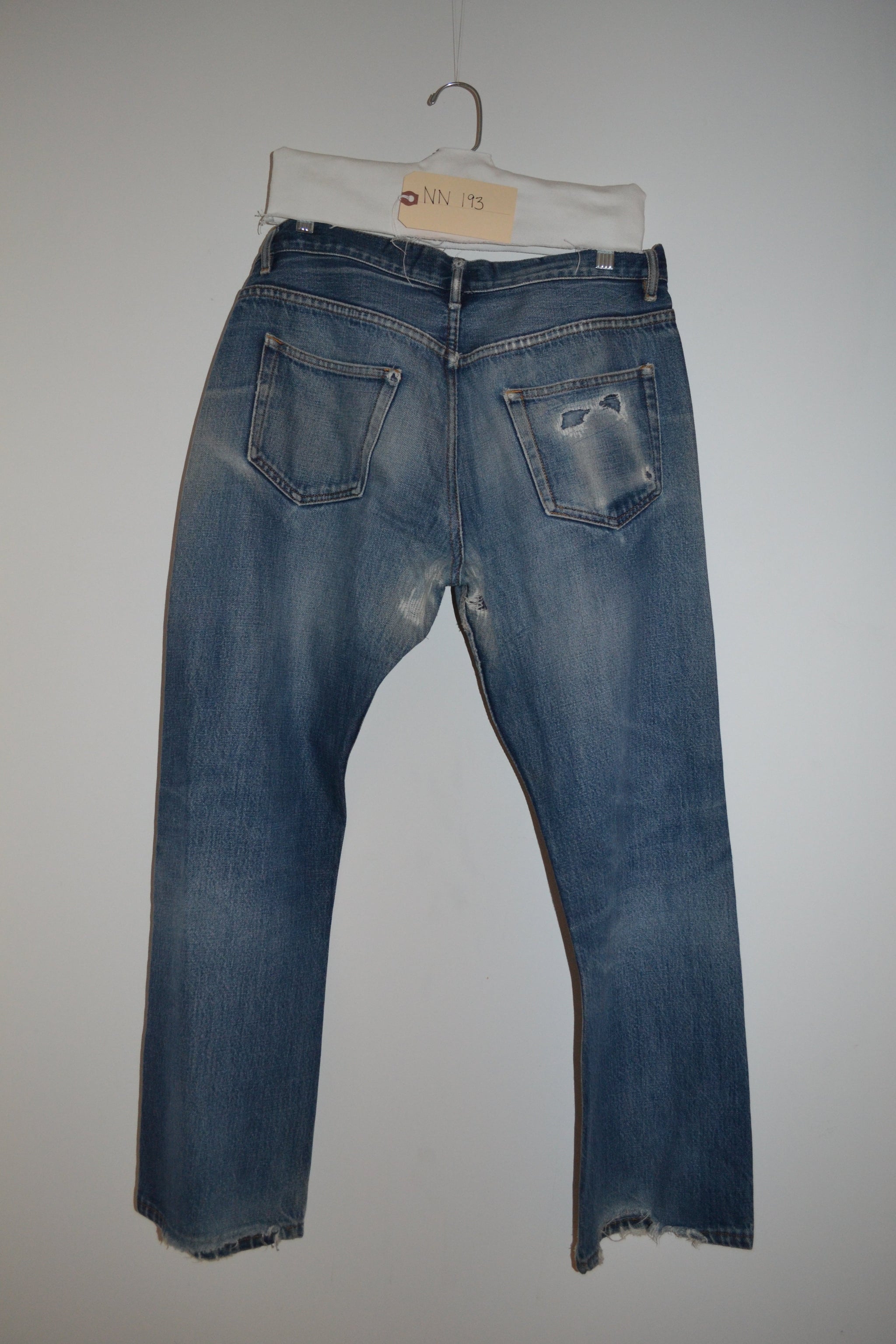 2010's APC RESCUE Jean BuckleBack Archive