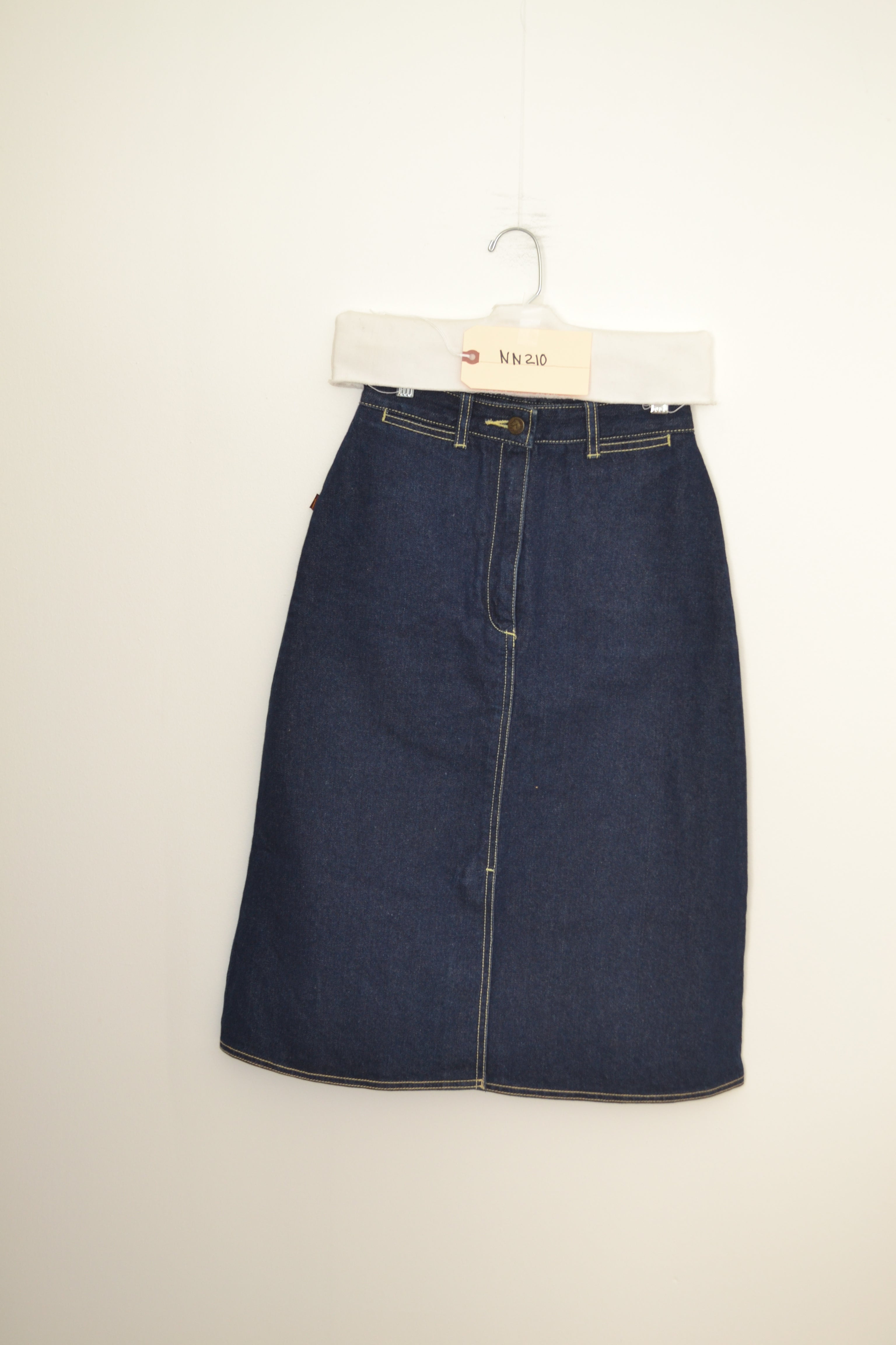 Vintage Skirts – BuckleBack Archive