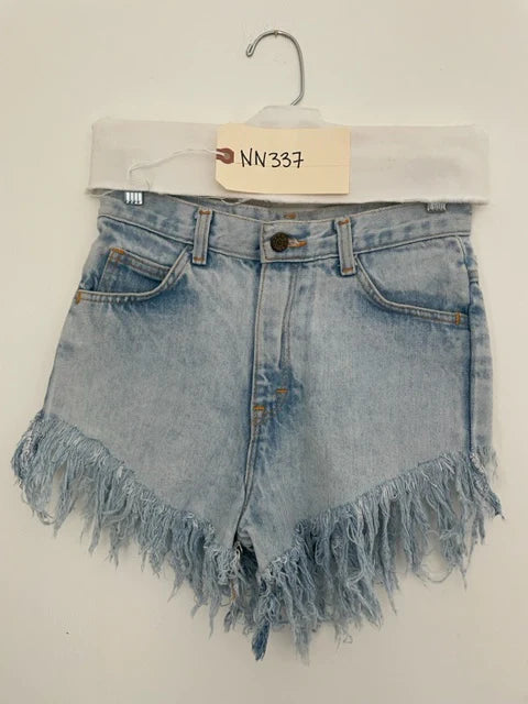 1980's No Excuses Short NN337