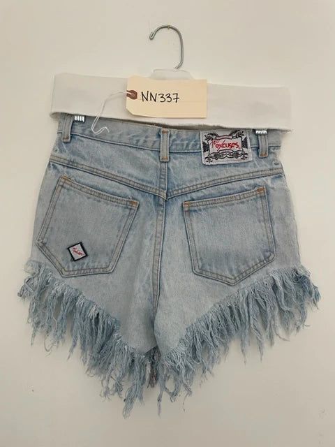 1980's No Excuses Short NN337